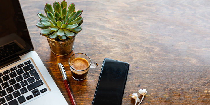 How A Second Phone Line Can Improve Your Personal And Professional Life